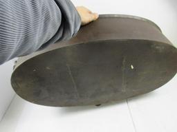 Gate marked Oval Pot