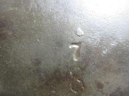 Favorite #7 Ghost mark 8 Flat bottom with lid