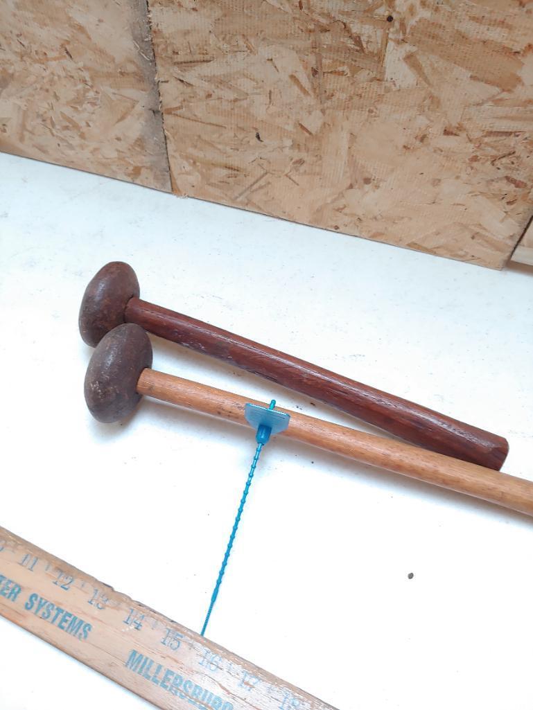 2 Napping hammers