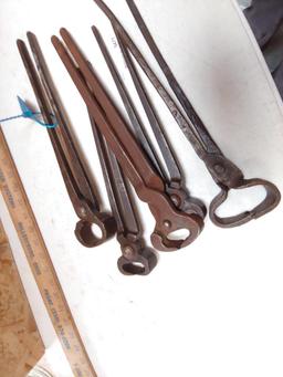 5 Blacksmith Nippers and shoe pullers