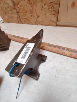 Indestro 6lb mini Anvil