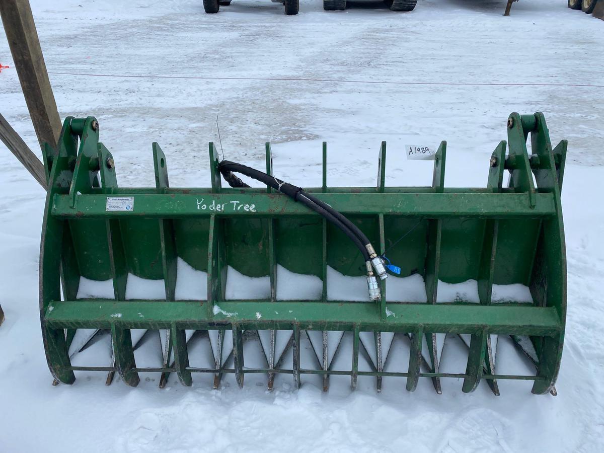 Titan Attachment Co JD72RakeV2 hydraulic grapple rake
