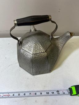Wagnerware Hammered Aluminum 5 Quart Tea Kettle