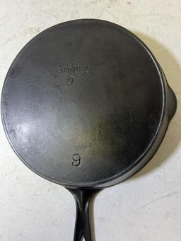 Sidney O (Script Logo) No. 9 cast iron skillet w/ heat ring