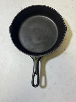 Vollrath Ware no. 6 Cast Iron Skillet with heat ring, sits flat
