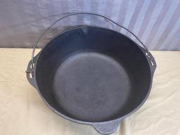 Large No. 12 Cast Iron Dutch Oven, no lid