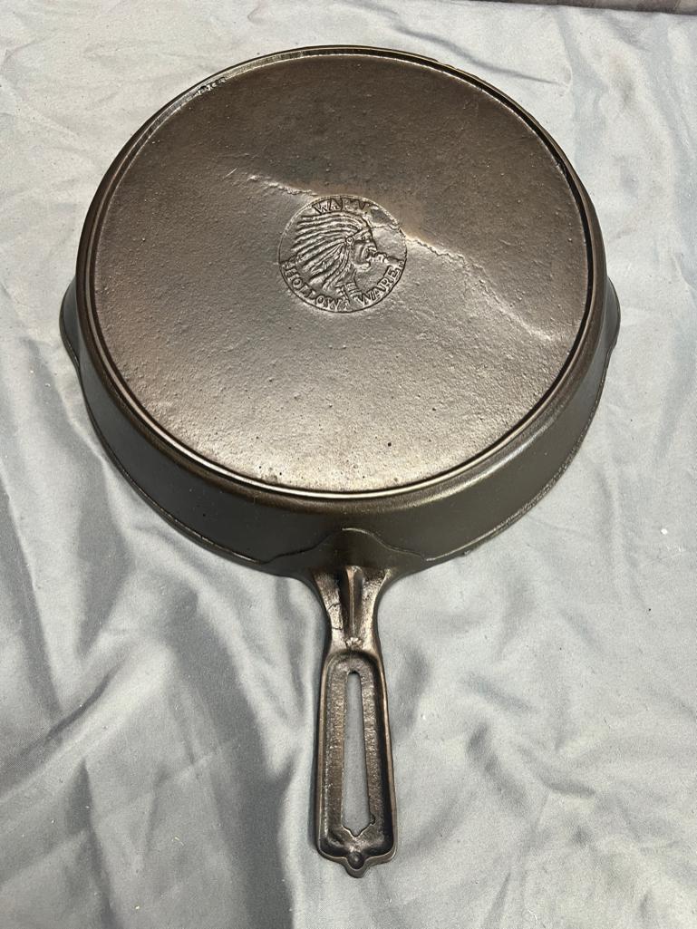 Wapak Indianhead no. 8 Cast Iron Skillet w/ mold mark (imperfection) on bottom, sits flat