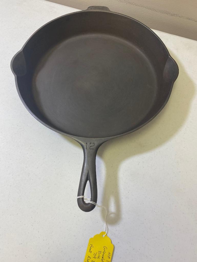 Griswold No. 12 Small Block Logo Cast Iron Skillet, mold 719D, w/ heat ring