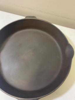 Griswold No. 12 Small Block Logo Cast Iron Skillet, mold 719D, w/ heat ring