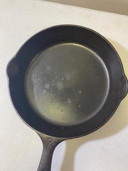 Griswold No. 7 Cast Iron Skillet w/ heat ring, Large Block logo, mold 701