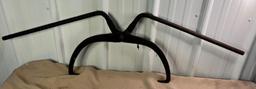 RAILROAD TIE TONGS