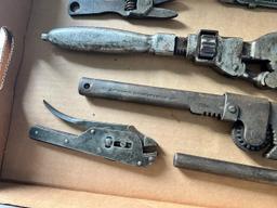 6-Adjustable wrenches