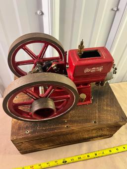 Economy Model Size Hit Miss motor, runs on gas