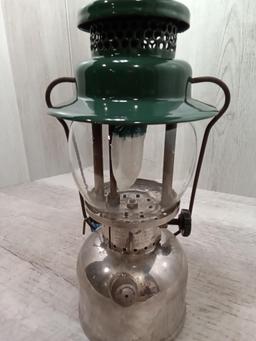 Coleman 242B Coleman Sunrise Globe