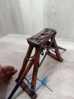 Salesman Sample Well pipe Puller super rare piece 1 of a kind