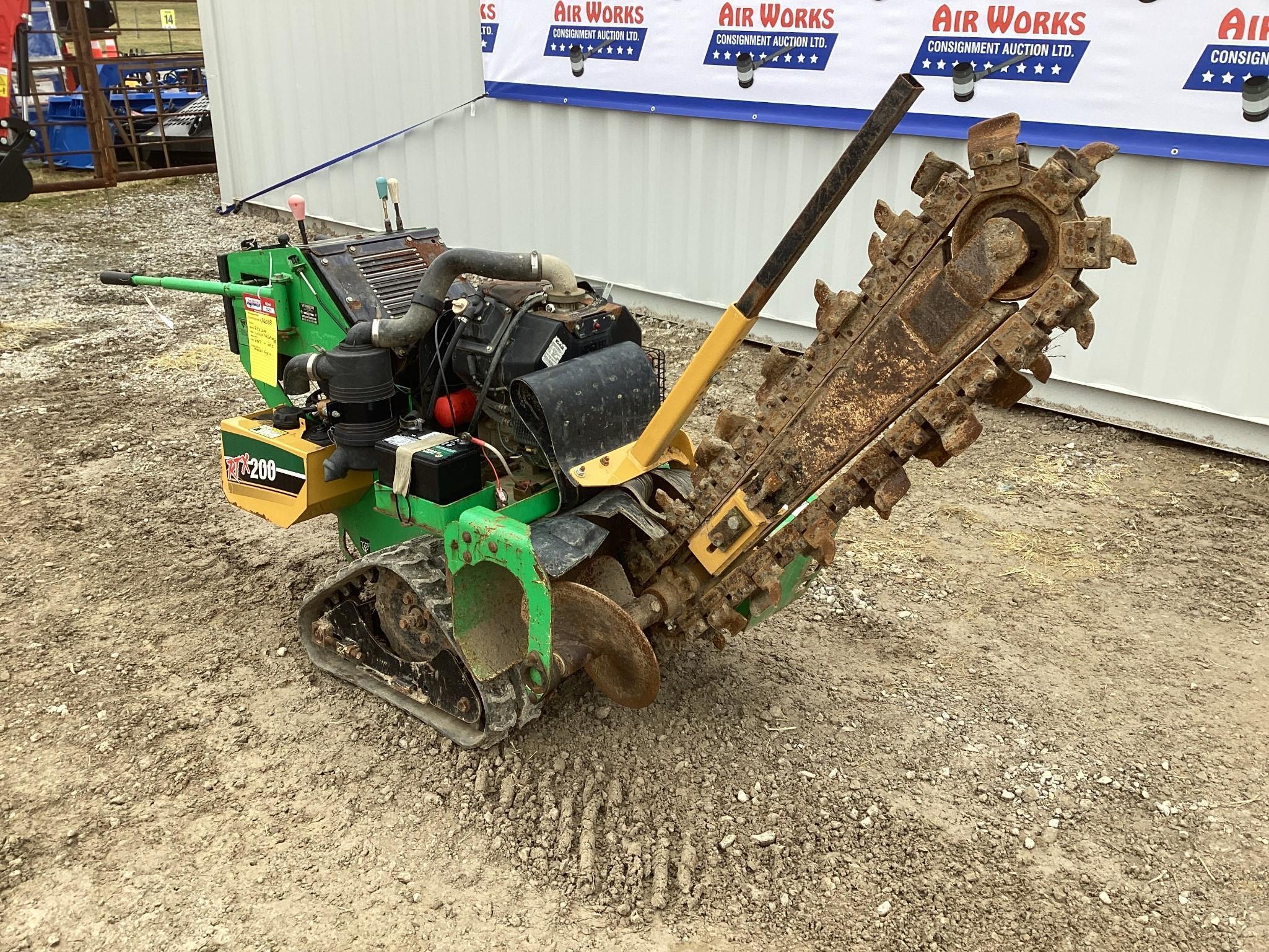 (INV521) 2017 Vermeer Model RTX200 Track Trencher