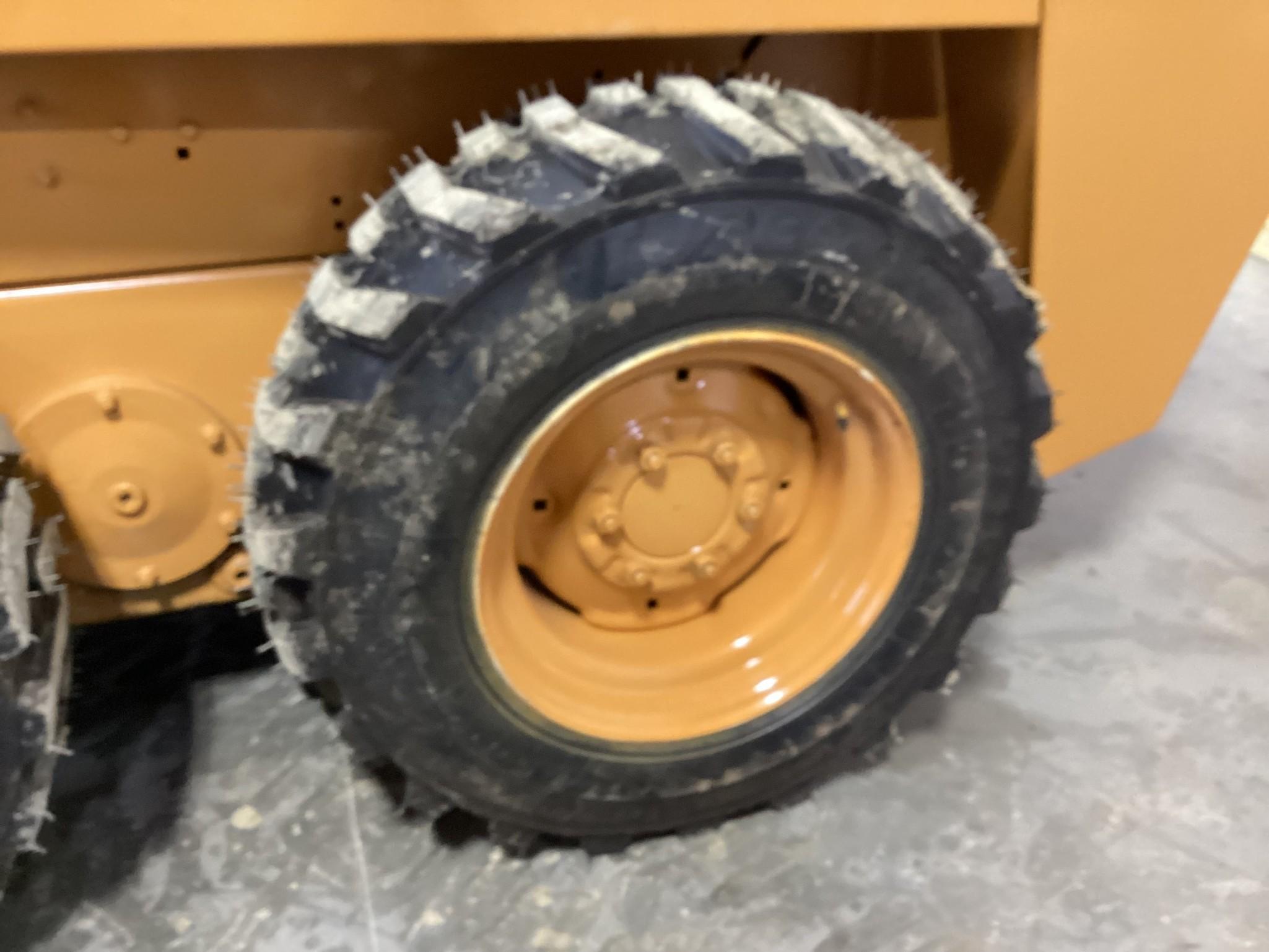 (INV50049) Case Model 1840 Skid Loader with Bucket and New Tires