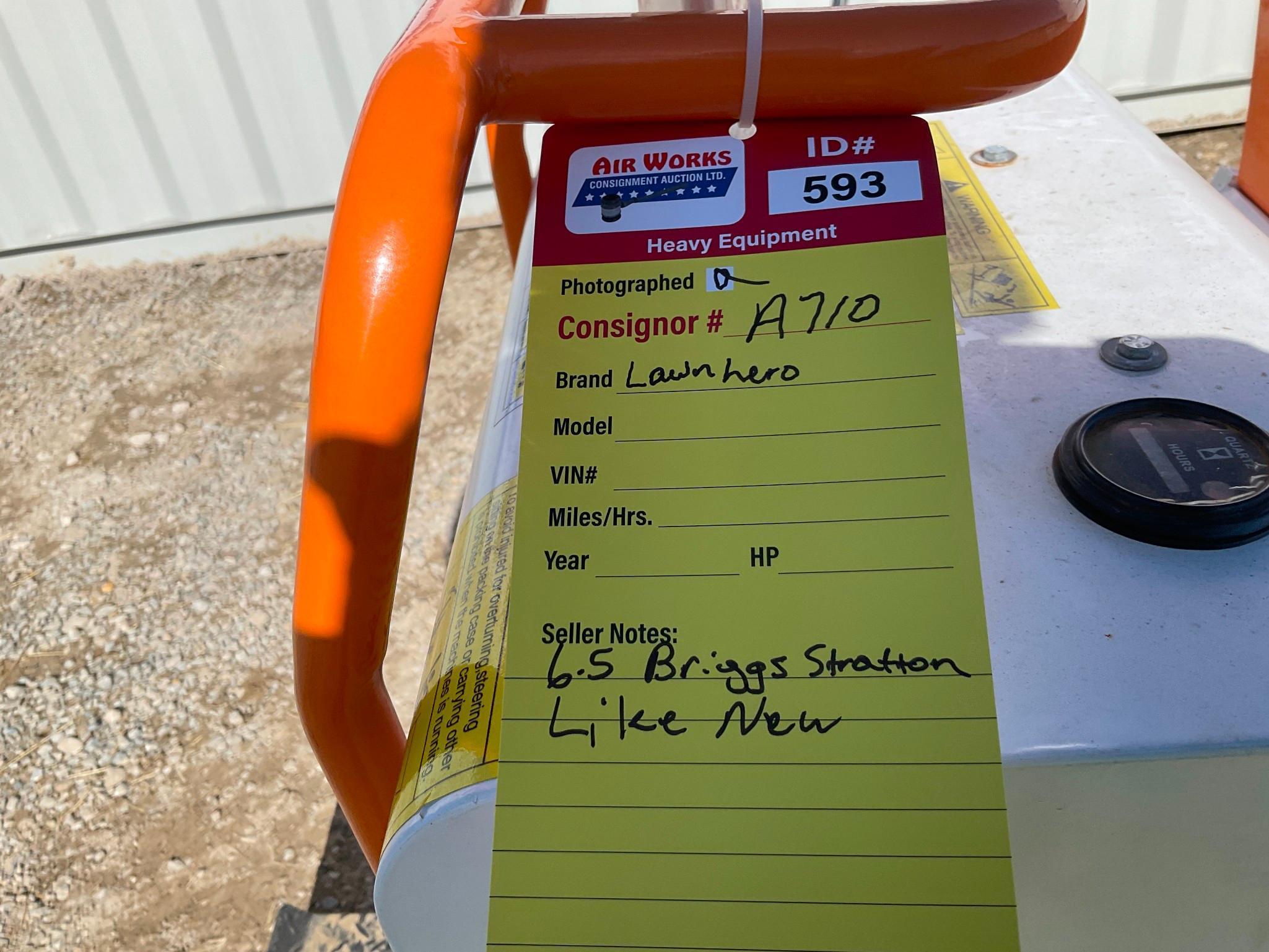 (INV593) Lawn Hero New Unused Mini Trac Bucket