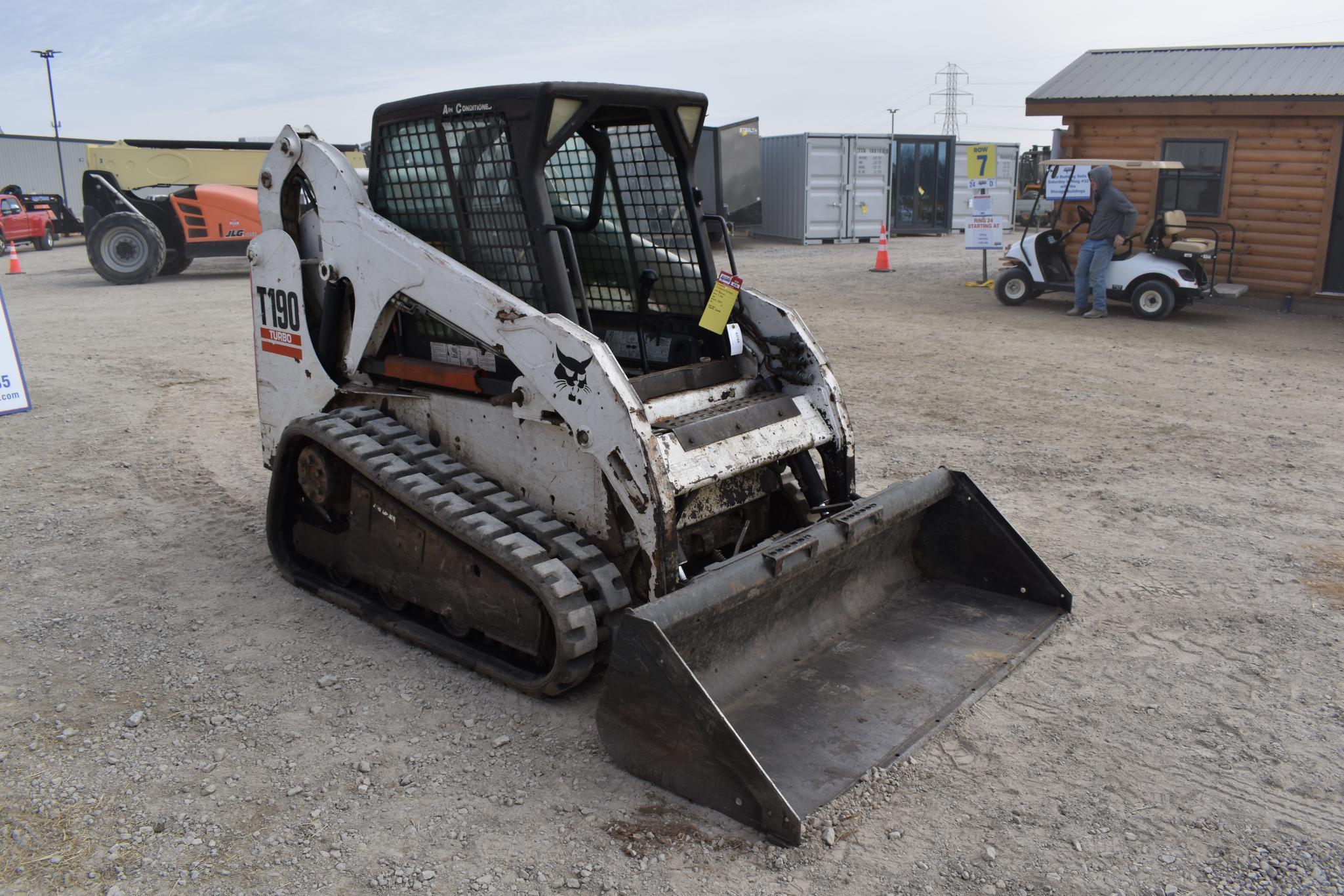 (INV819) Bobcat T190 Track Skidsteer, 3,514 hrs, open cab,