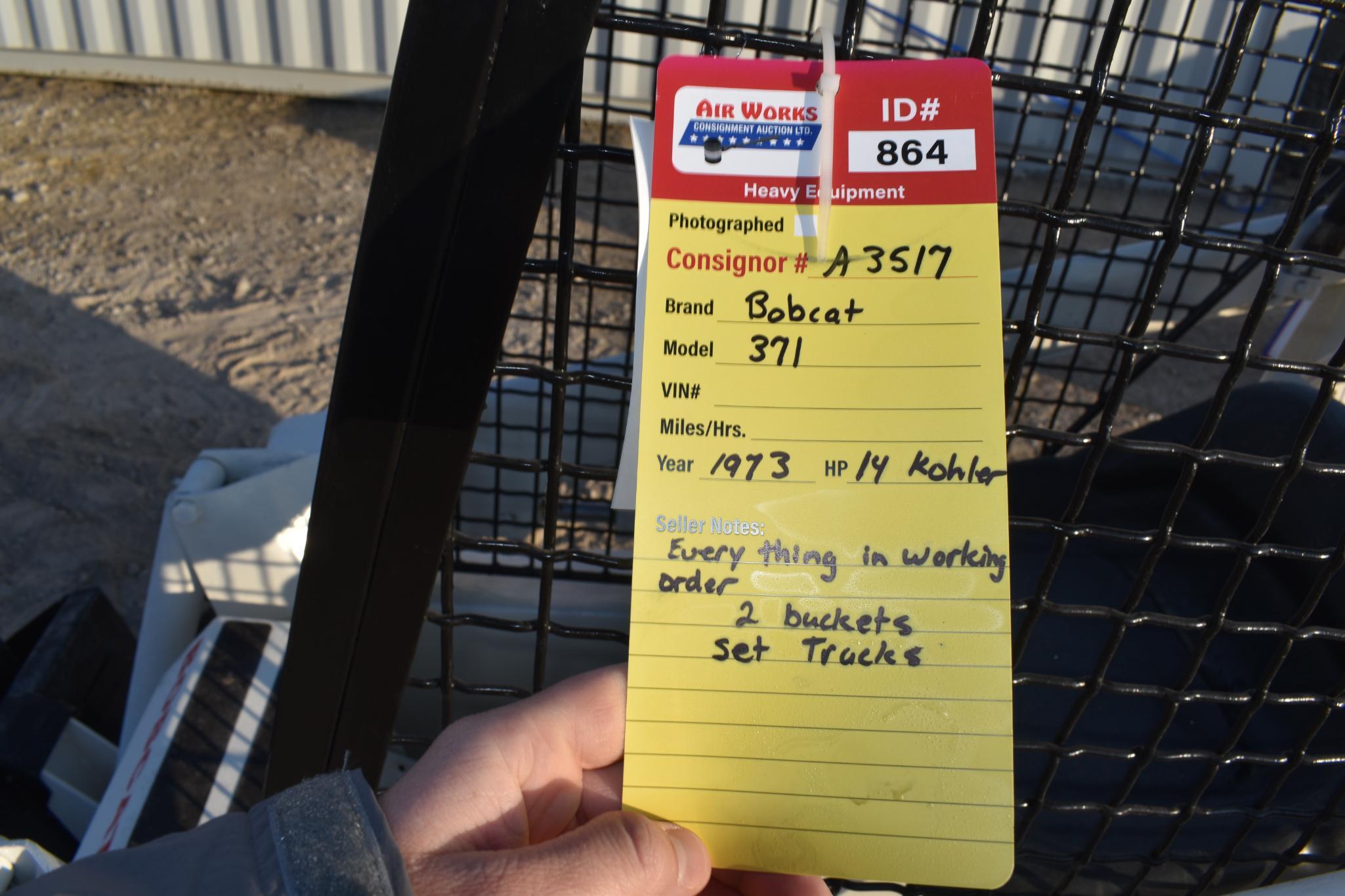 (INV864) 1973 Bobcat 371 Mini Skidloader