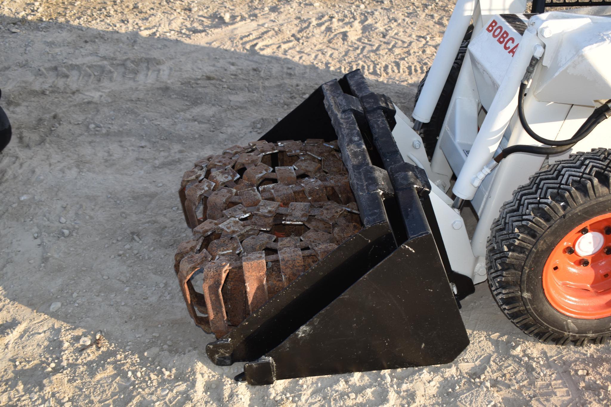 (INV864) 1973 Bobcat 371 Mini Skidloader
