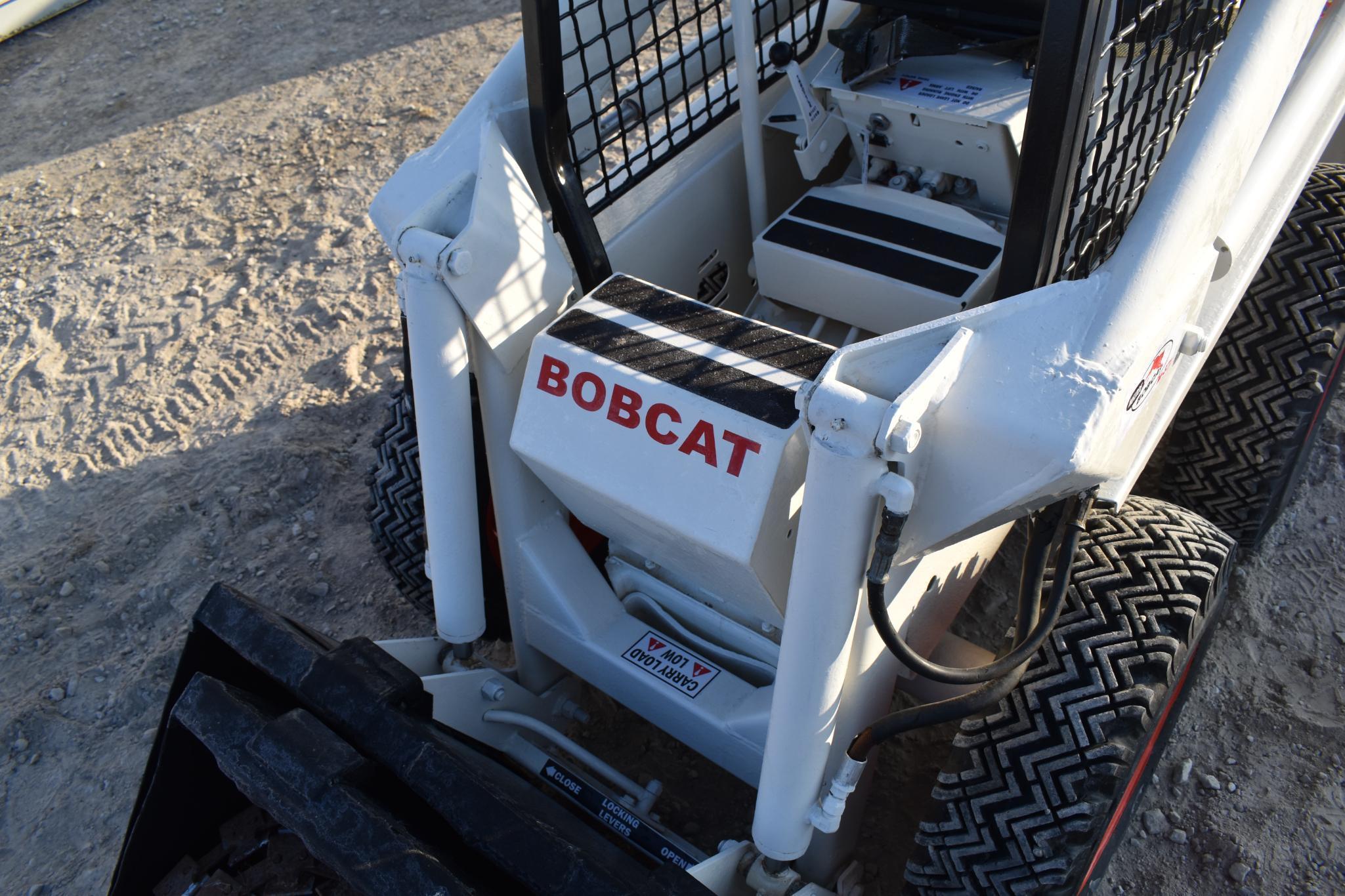 (INV864) 1973 Bobcat 371 Mini Skidloader