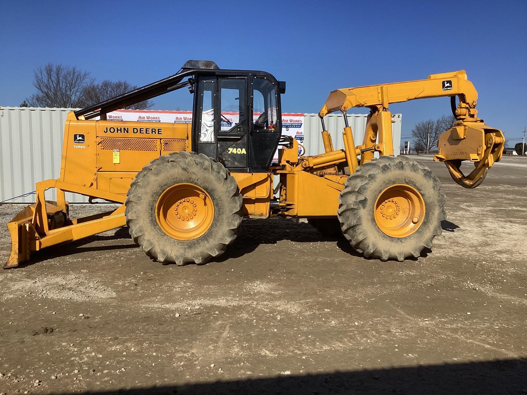 (INV50016) John Deere Model 740A Grabble Skidder With Winch