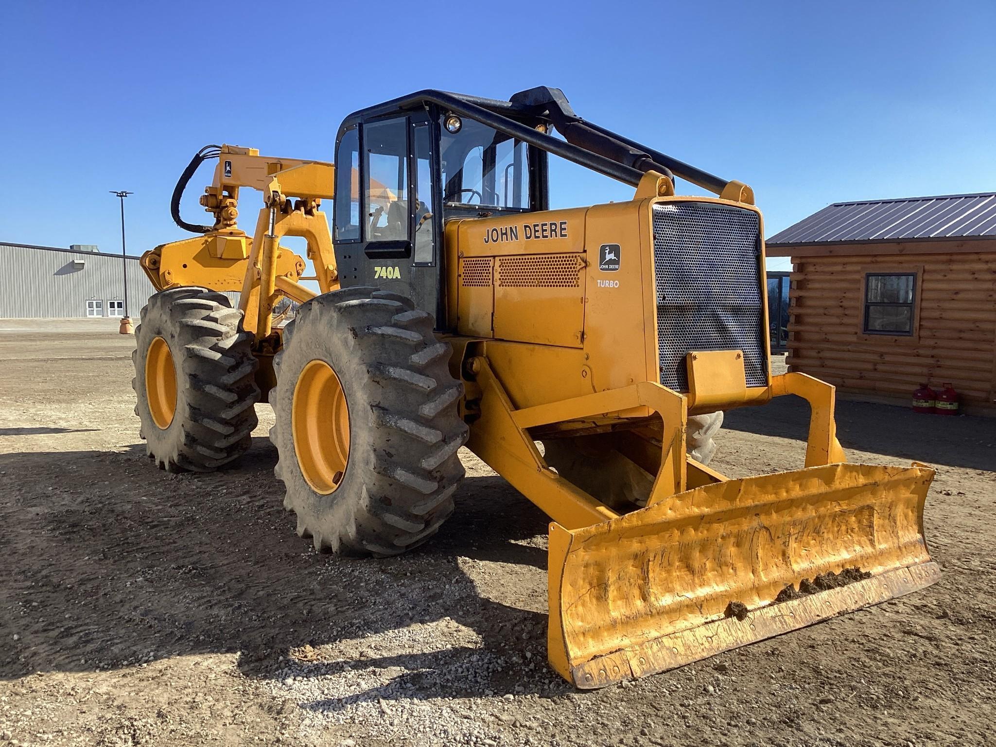 (INV50016) John Deere Model 740A Grabble Skidder With Winch