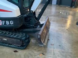 (INV50100) 2011 Bobcat Model E35 Mini Excavator Hydraulic Thumb and Auxiliary Hydraulics
