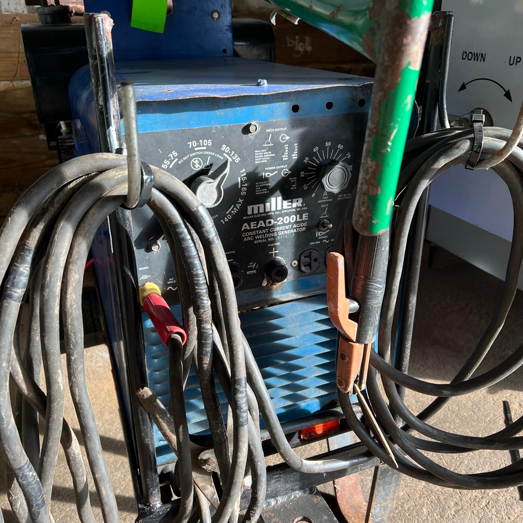 Miller Model 200 LE Welder/Generator