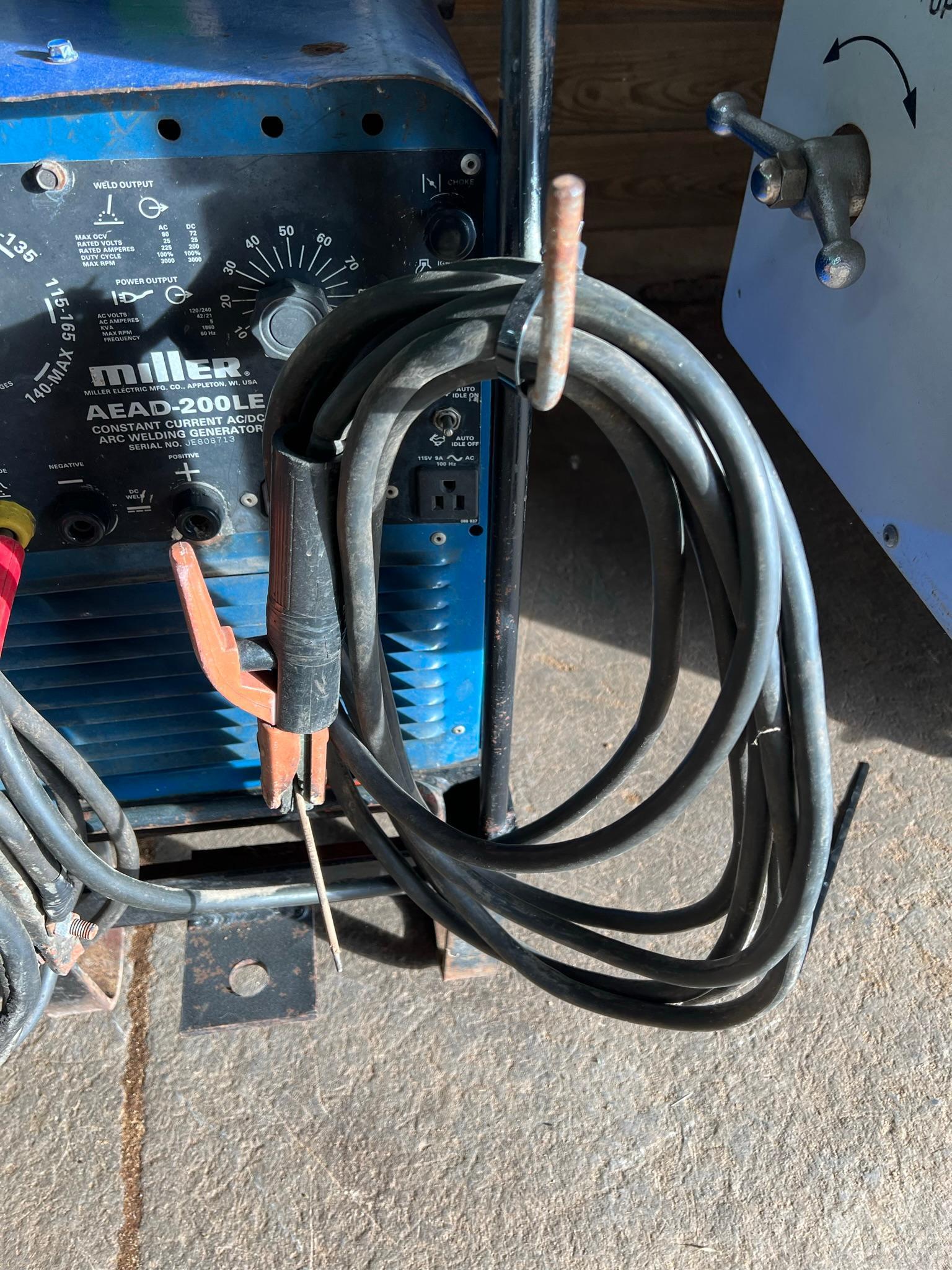 Miller Model 200 LE Welder/Generator