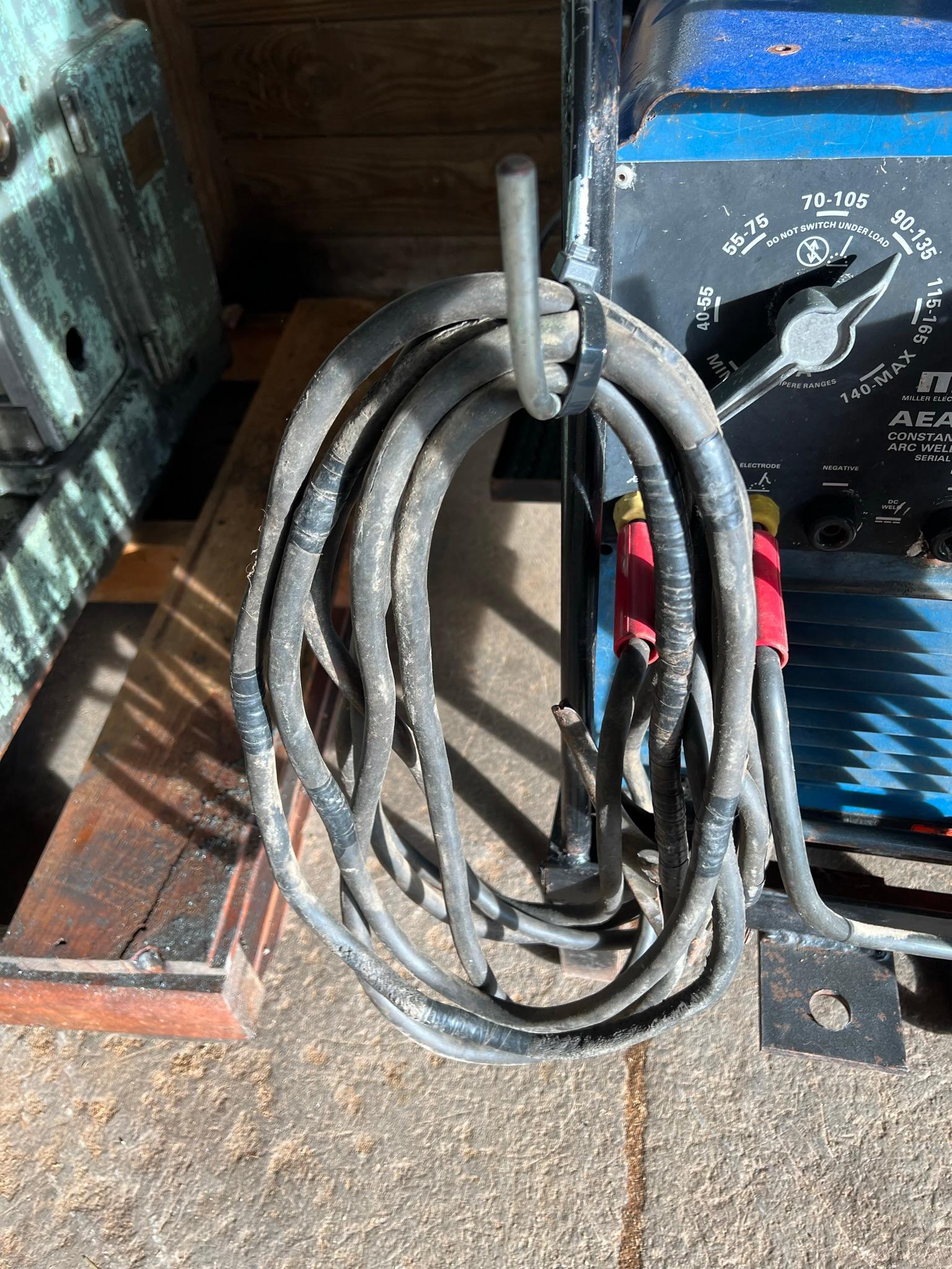 Miller Model 200 LE Welder/Generator
