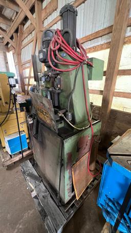 MACC Model NTS 350 Saw