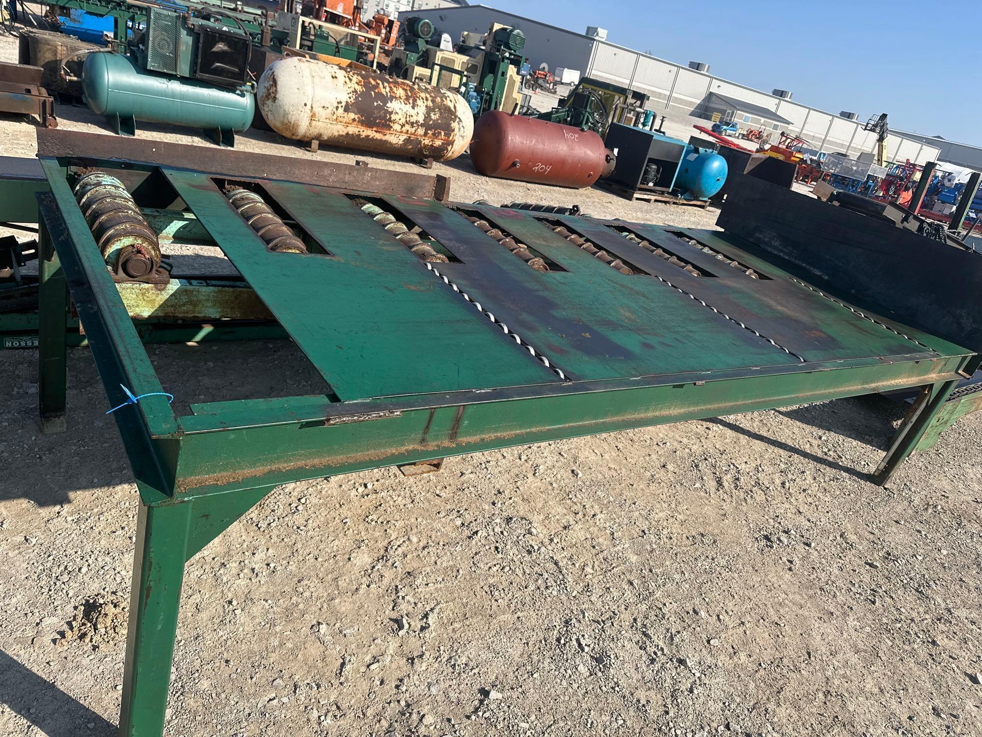 Rollcase 5' X 12' table w rollcase /skate rolls