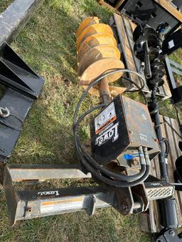 LOWE 750 CLASSIC HEAVY DUTY HYD. AUGER WITH 18" AUGER