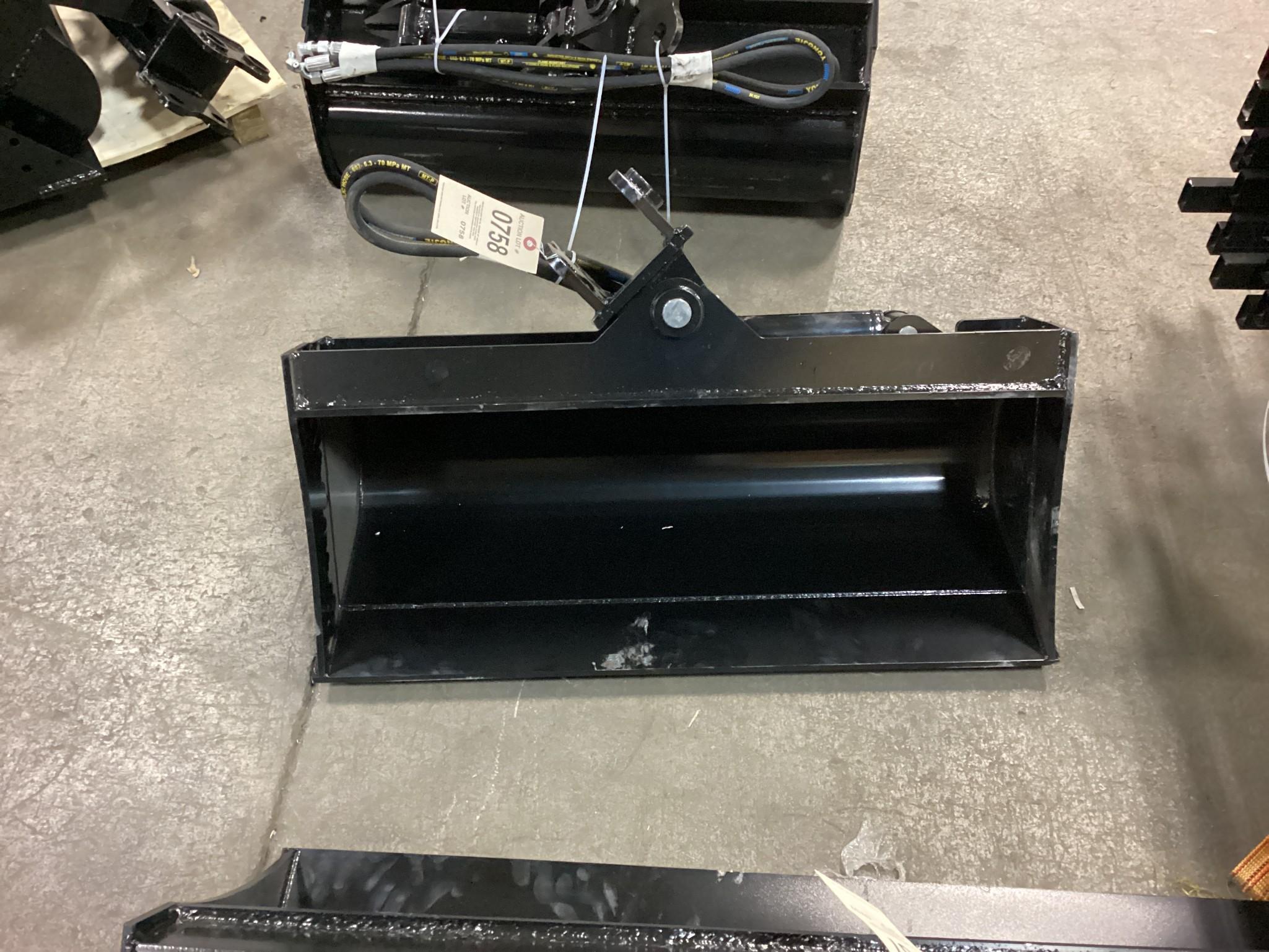New Unused Miva 32 Inch Tilting Bucket Mini Excavator Attachment