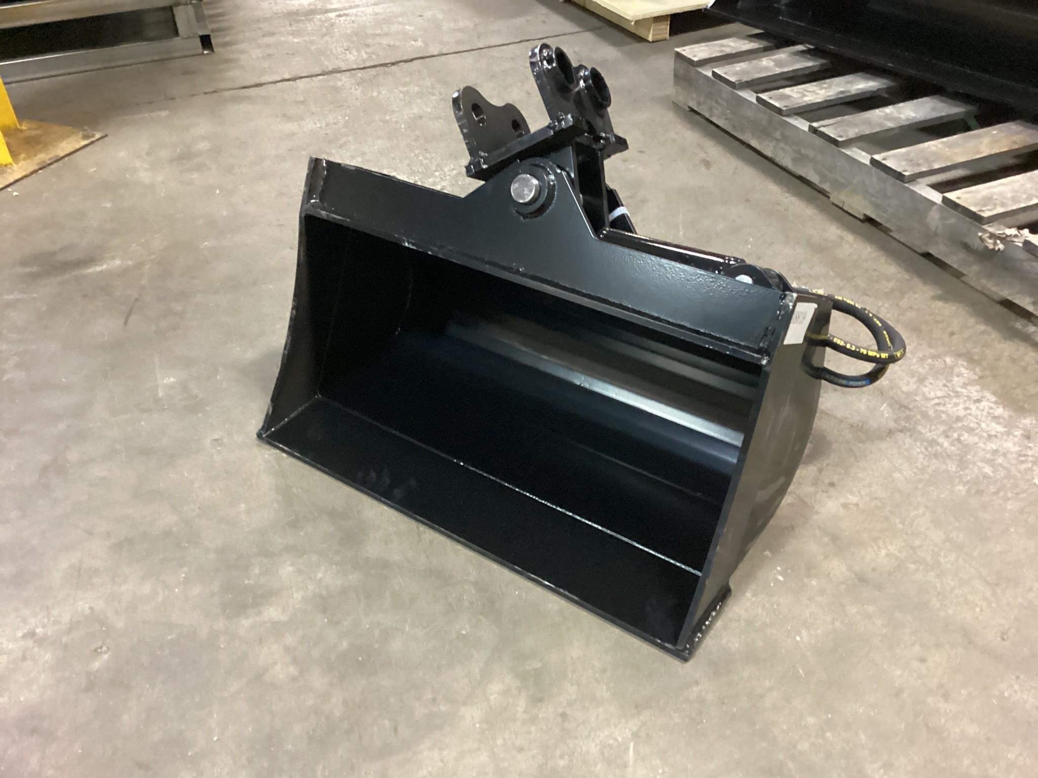 New Unused Miva 24 Inch Tilting Bucket Mini Excavator Attachment