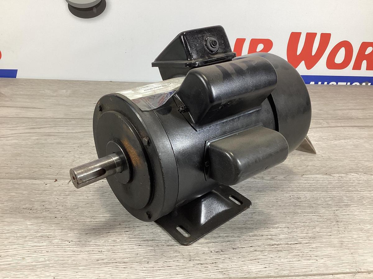 New Unused TEFC AC Induction Electric Motor, 1 Hp 230 Volt 1 Phase, 3450 rpm