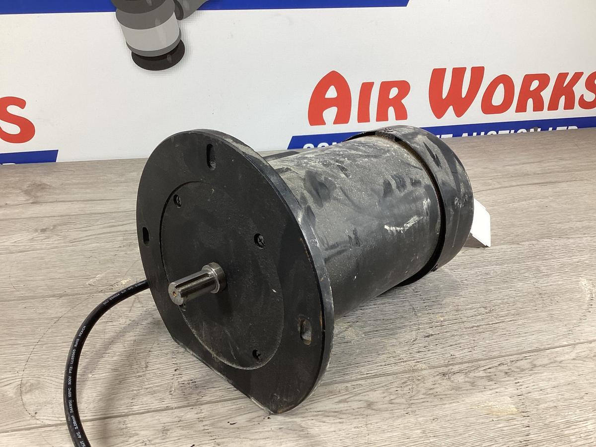 5 Hp 220/440 Volt 3 Phase Induction Electric Motor, 3450 rpm