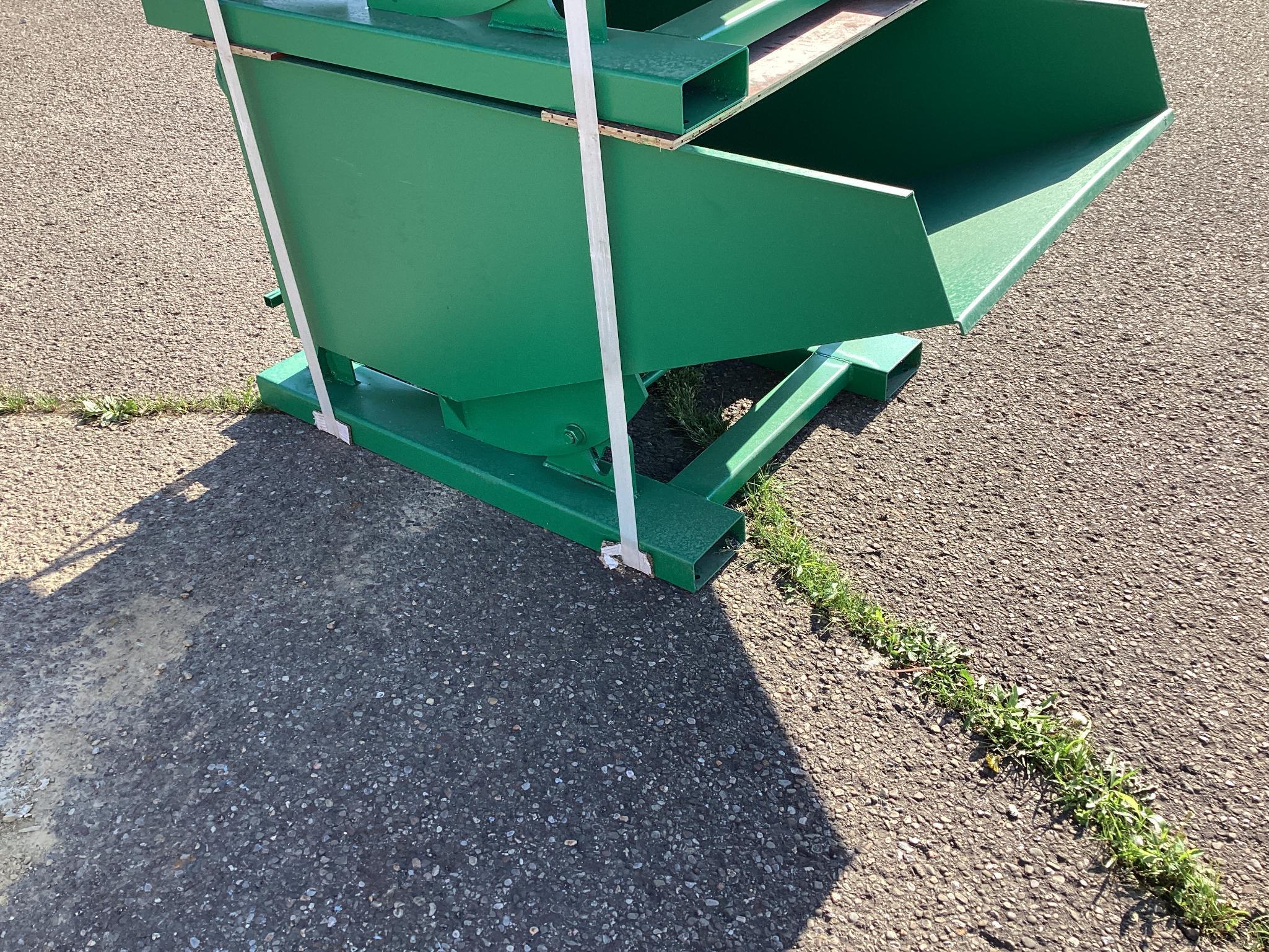 (Inv.184) New Unused EINGP Model TG50 Self Dumping Hopper, 0.5 Cubic Yard