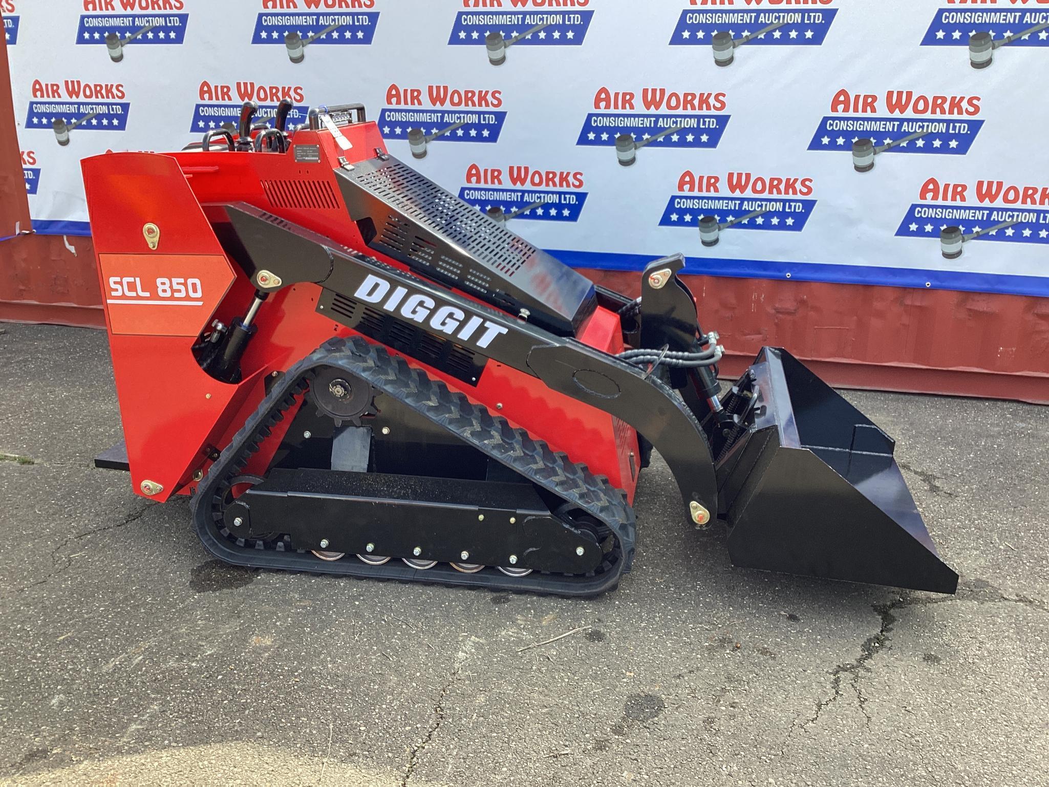 (Inv.99) New Unused Diggit Model SCL850 Tracked Skid Loader with Auxiliary Hydraulics