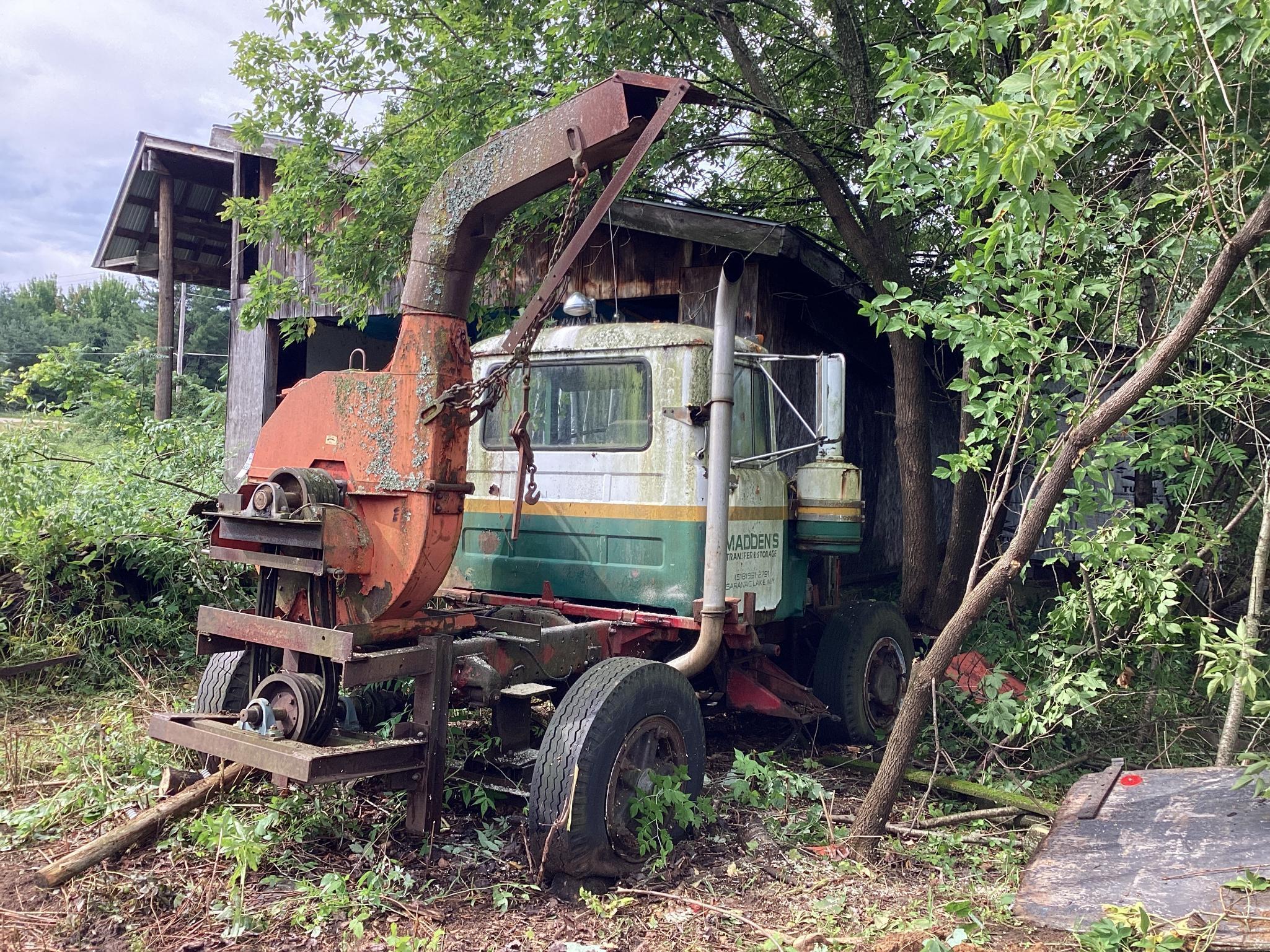 Normet Model CH231 Chipper Mounted on A Mack R-600 Truck