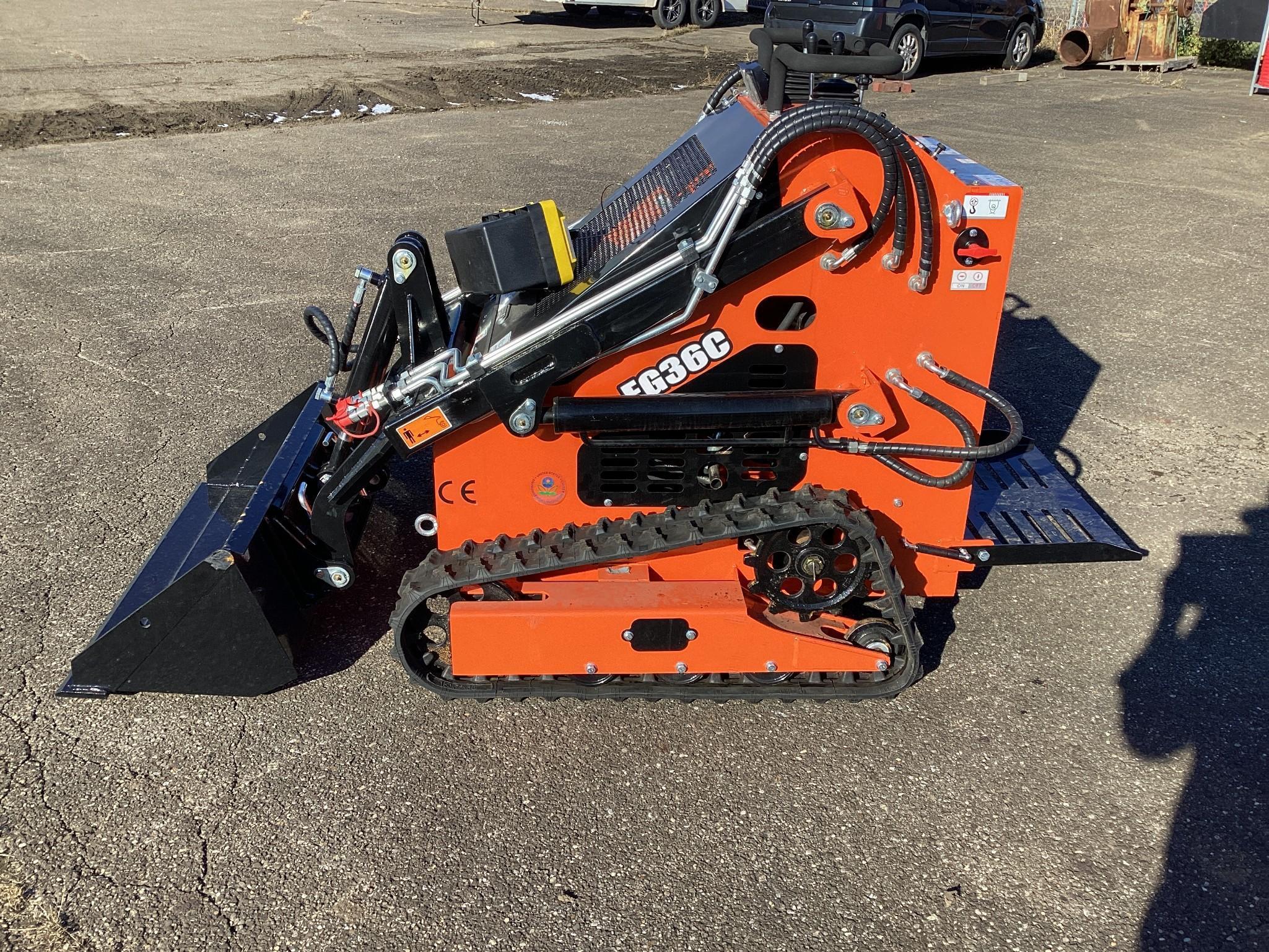 (Inv.51009) 2024 EGN EG36C Tracked Skid Loader, 13.5 Hp Gas Engine, Bucket, Aux. Hydraulics