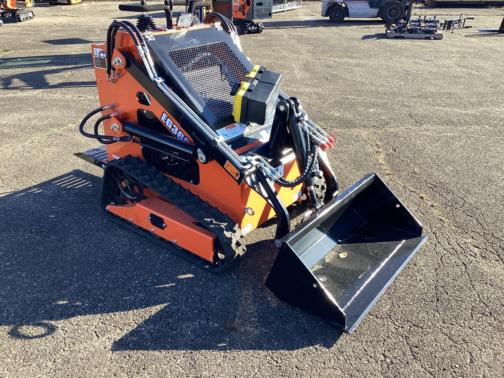 (Inv.51009) 2024 EGN EG36C Tracked Skid Loader, 13.5 Hp Gas Engine, Bucket, Aux. Hydraulics