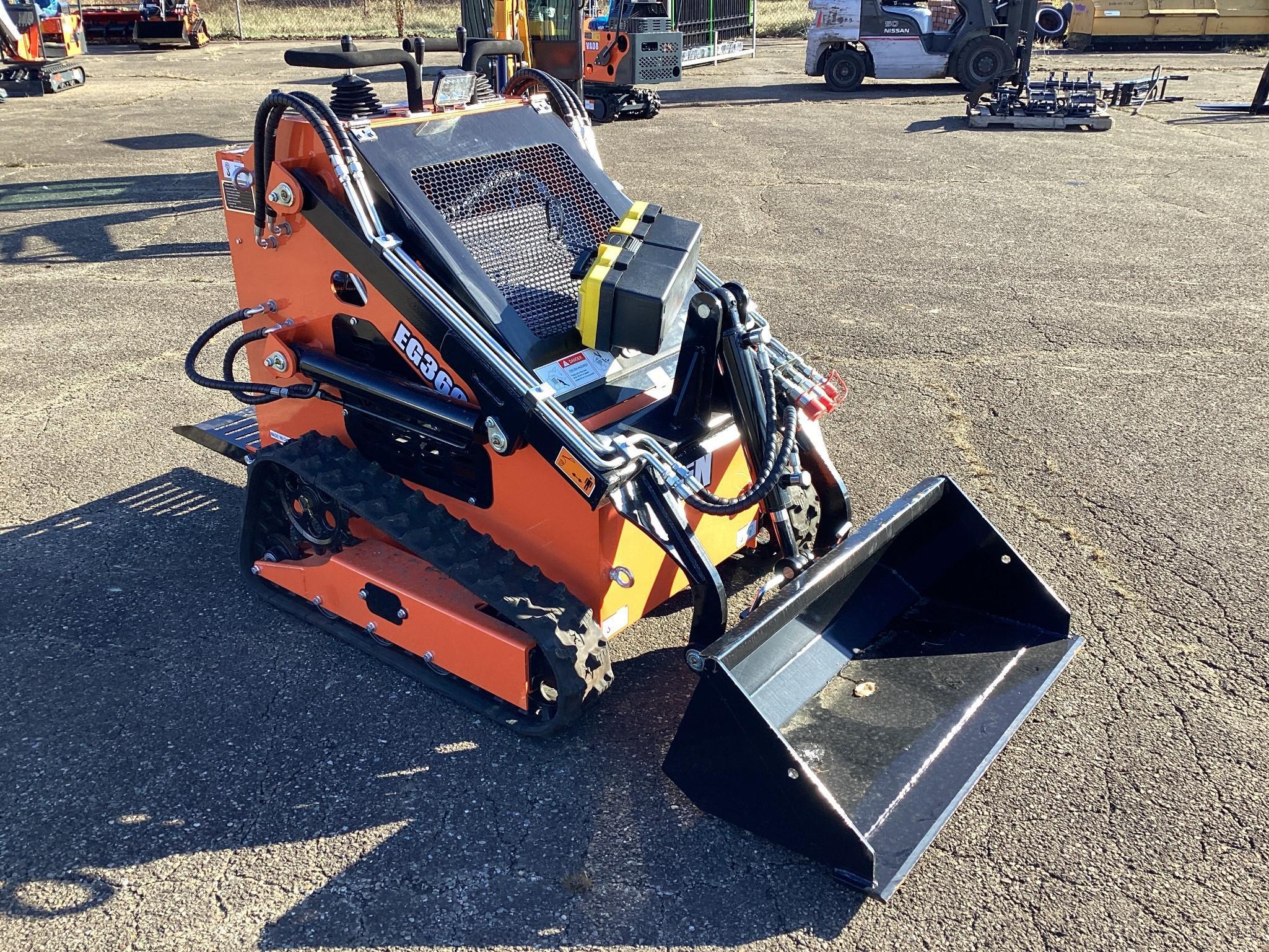 (Inv.51009) 2024 EGN EG36C Tracked Skid Loader, 13.5 Hp Gas Engine, Bucket, Aux. Hydraulics
