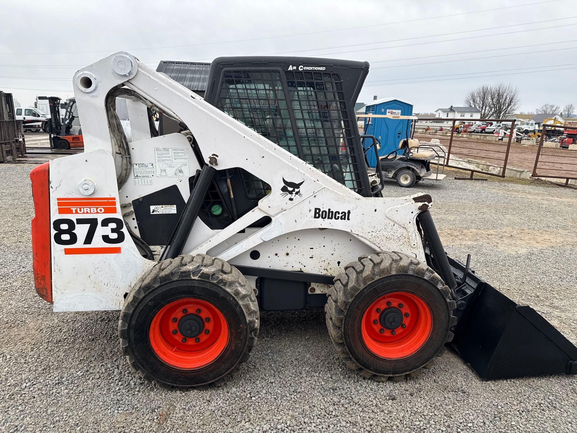 Bobcat 873 Skid Steer 3299hrs SN#514147171 Runs/Works Good! Heat/AC