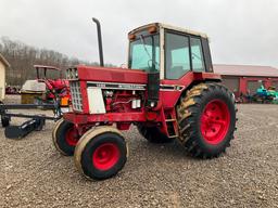 (Inv.51043) International F1486 Tractor, Cab, Heat/AC, Dual Hubs, Good TA, 8100 Hours