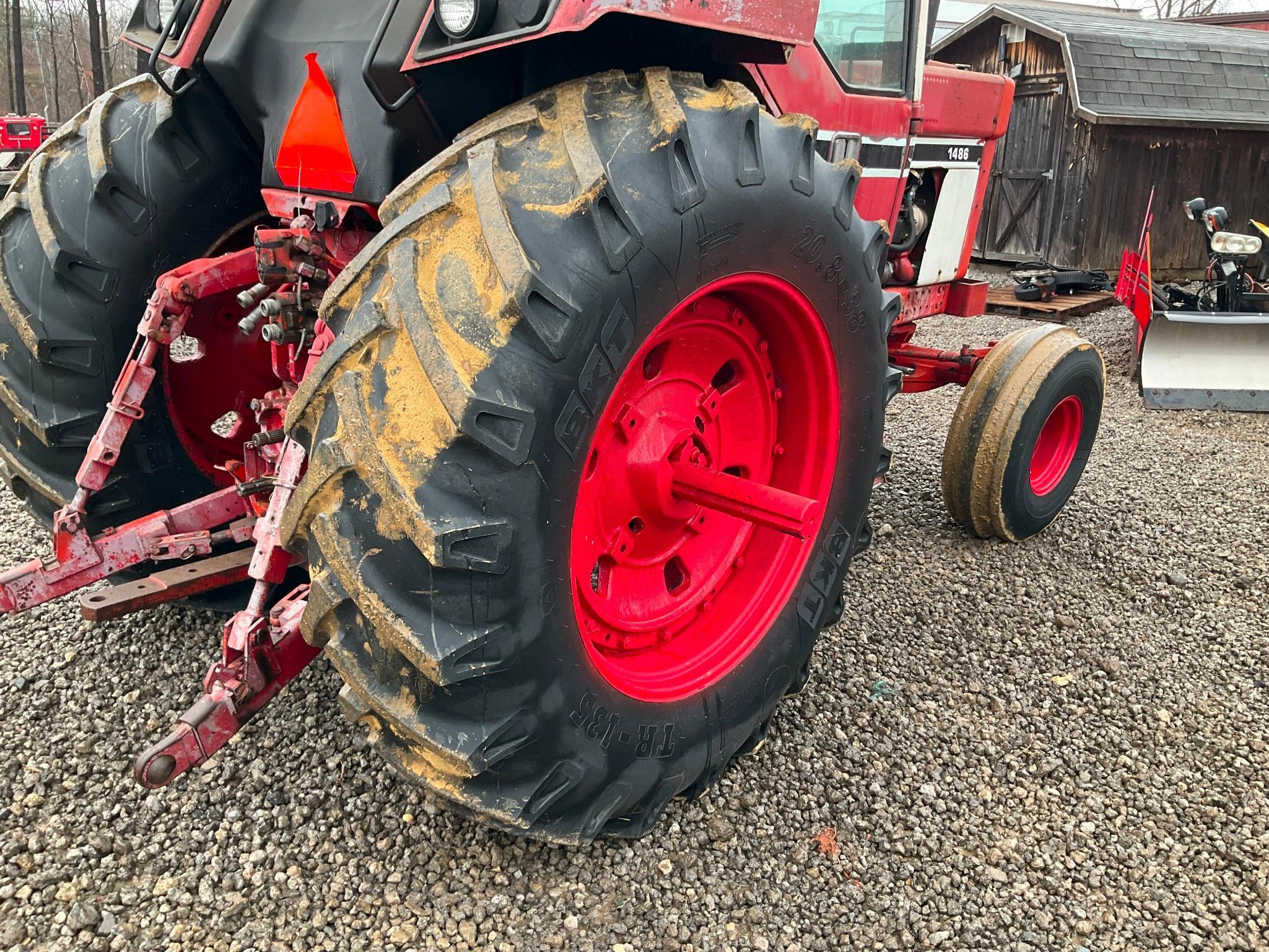 (Inv.51043) International F1486 Tractor, Cab, Heat/AC, Dual Hubs, Good TA, 8100 Hours