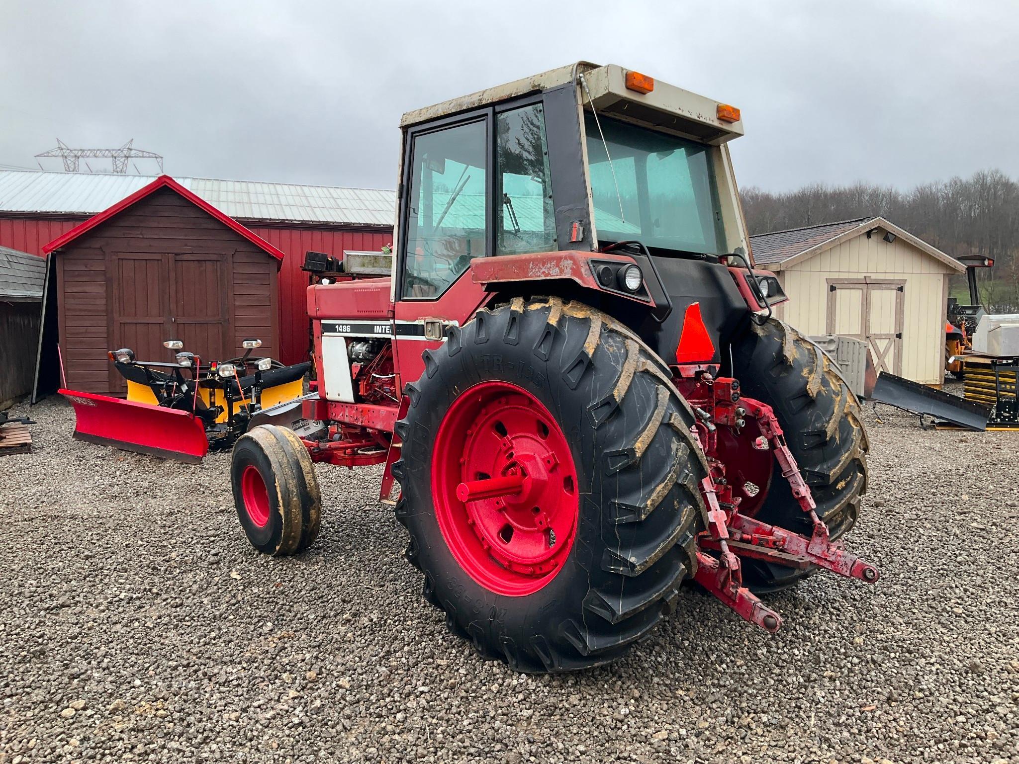 (Inv.51043) International F1486 Tractor, Cab, Heat/AC, Dual Hubs, Good TA, 8100 Hours