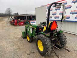 John Deere 4100 Small Tractor - 730hrs - Bucket Included
